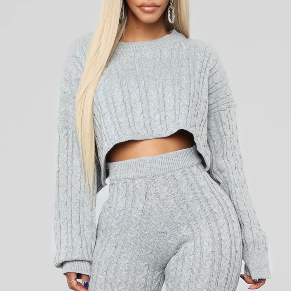Grey Fashion Nova meet me halfway sweater - Picture 4 of 9